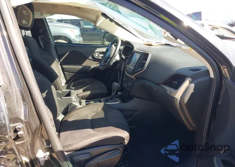 2015 Jeep Cherokee Latitude из США, поврежденный, VIN 1C4PJLCB0FW607712